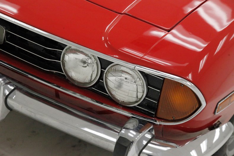 Triumph-Stag-1971-Red-Saddle-26