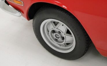 Triumph-Stag-1971-Red-Saddle-30