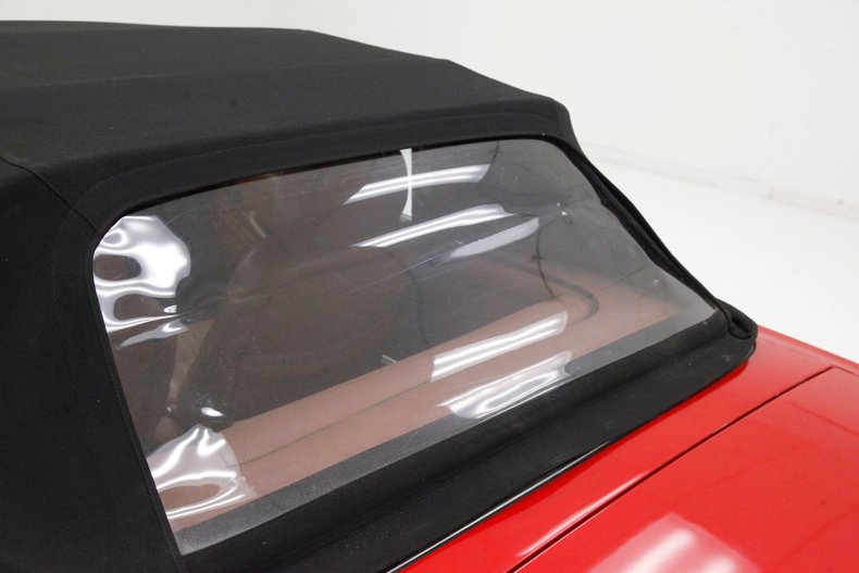 Triumph-Stag-1971-Red-Saddle-33