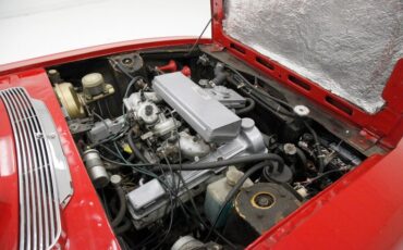 Triumph-Stag-1971-Red-Saddle-43