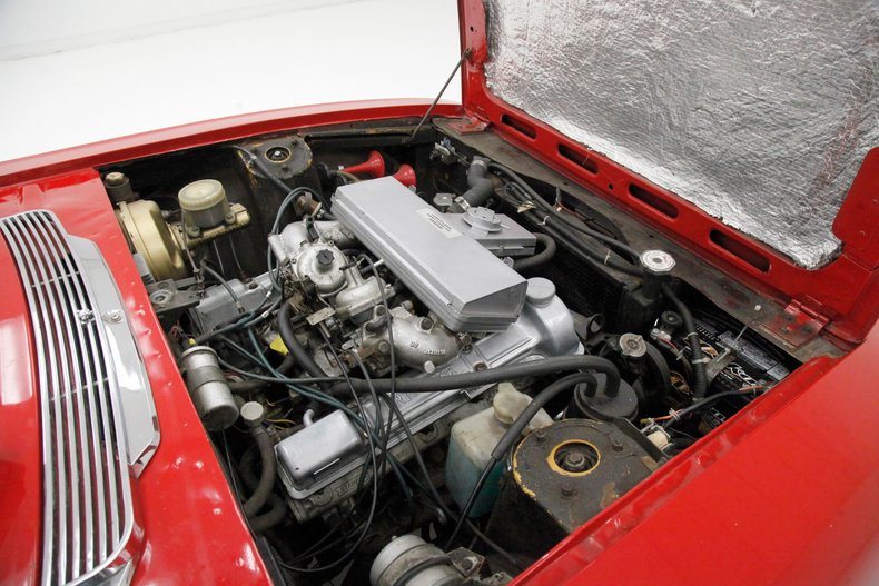 Triumph-Stag-1971-Red-Saddle-43