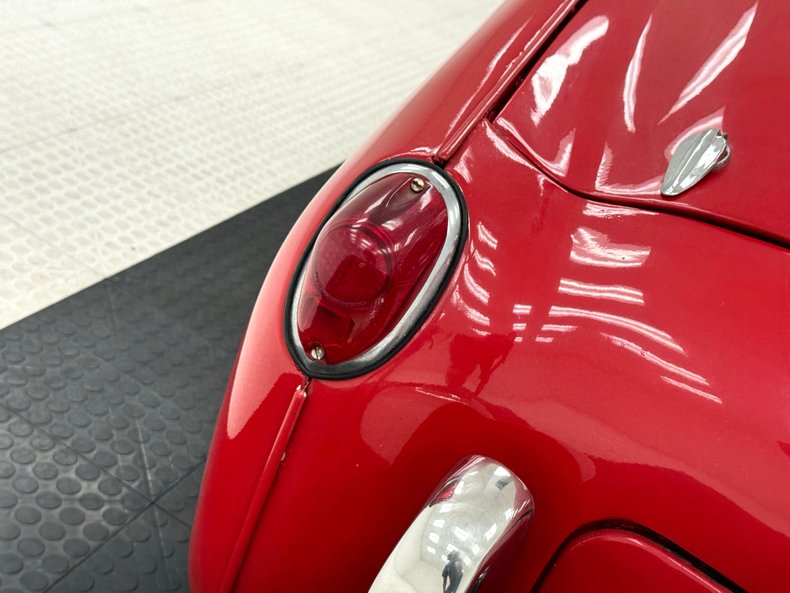 Triumph-Tr2-1955-Cherry-Red-Black-17