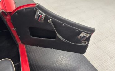 Triumph-Tr2-1955-Cherry-Red-Black-36