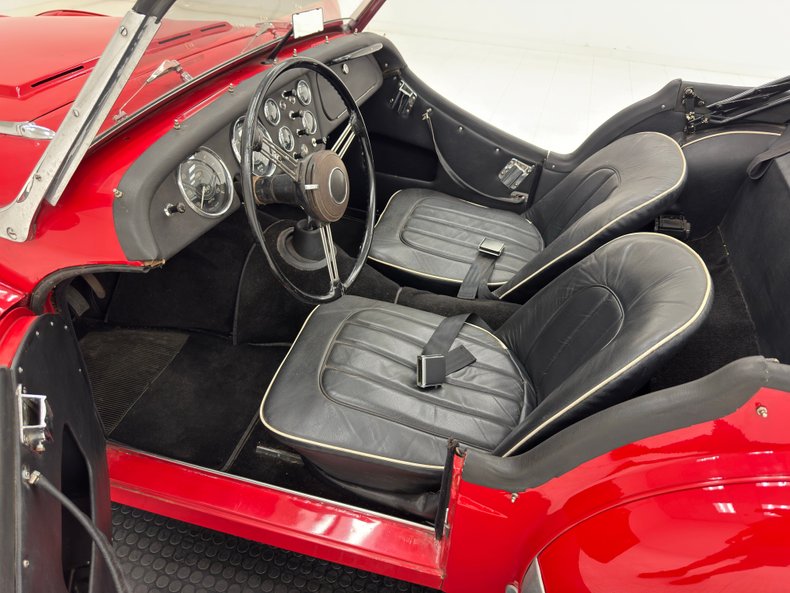 Triumph-Tr2-1955-Cherry-Red-Black-38