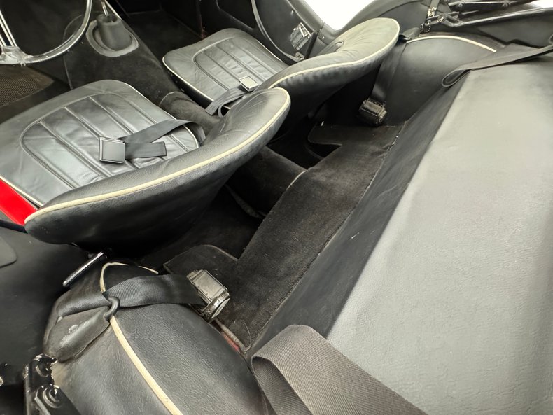 Triumph-Tr2-1955-Cherry-Red-Black-39