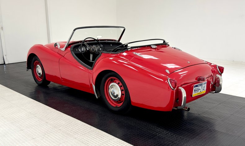 Triumph-Tr2-1955-Cherry-Red-Black-4