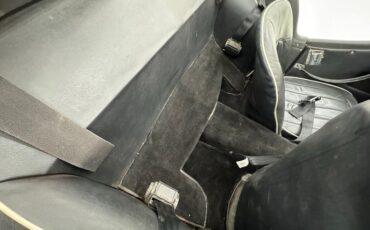 Triumph-Tr2-1955-Cherry-Red-Black-42