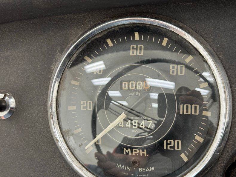 Triumph-Tr2-1955-Cherry-Red-Black-43