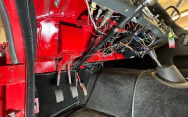 Triumph-Tr2-1955-Cherry-Red-Black-47