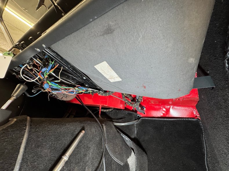 Triumph-Tr2-1955-Cherry-Red-Black-48