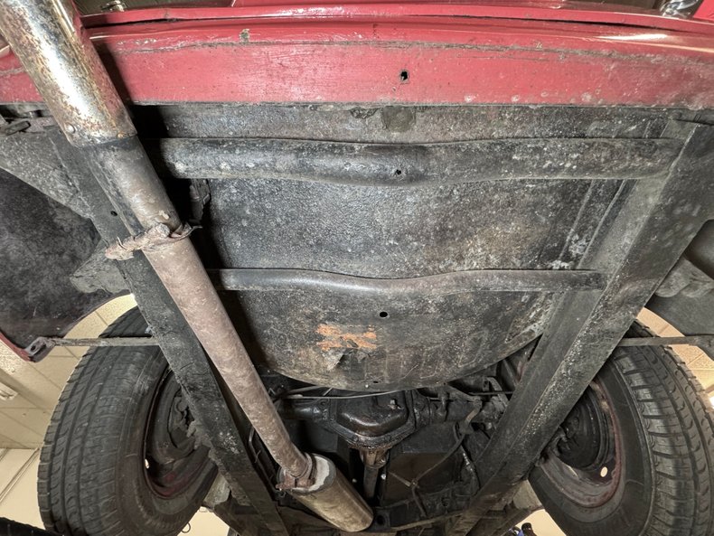 Triumph-Tr2-1955-Cherry-Red-Black-49