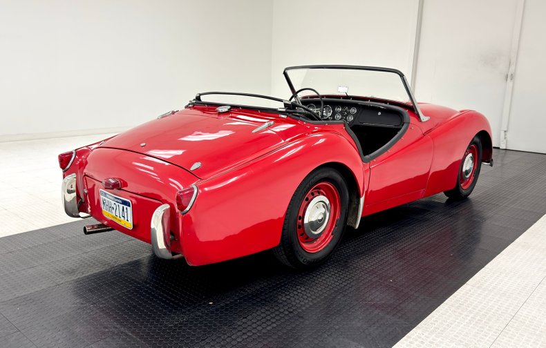 Triumph-Tr2-1955-Cherry-Red-Black-6