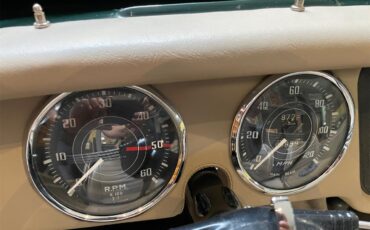 Triumph-Tr3a-1960-British-Racing-Green-Tan-3