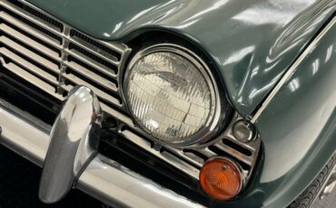 Triumph-Tr4-1964-British-Racing-Green-Black-12