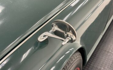 Triumph-Tr4-1964-British-Racing-Green-Black-13