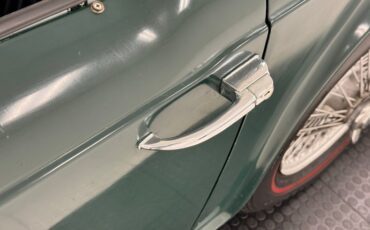 Triumph-Tr4-1964-British-Racing-Green-Black-17