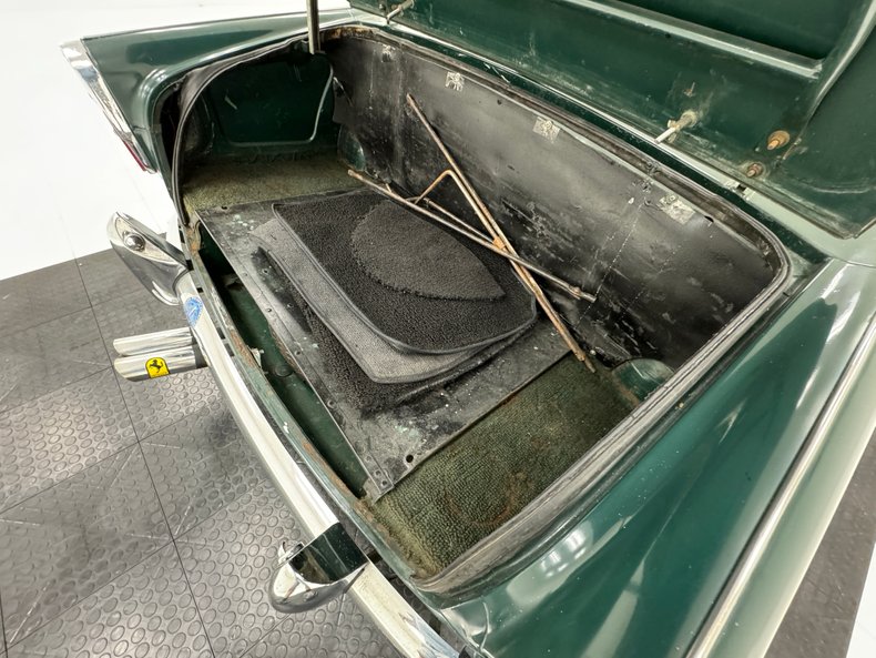 Triumph-Tr4-1964-British-Racing-Green-Black-33