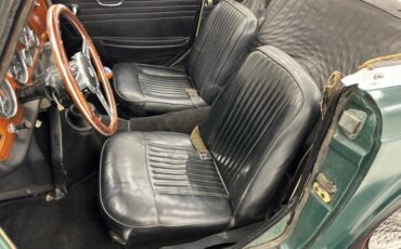 Triumph-Tr4-1964-British-Racing-Green-Black-36