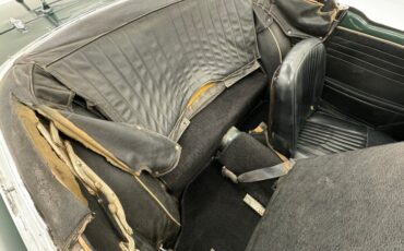 Triumph-Tr4-1964-British-Racing-Green-Black-41