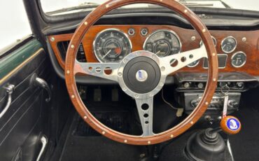 Triumph-Tr4-1964-British-Racing-Green-Black-42