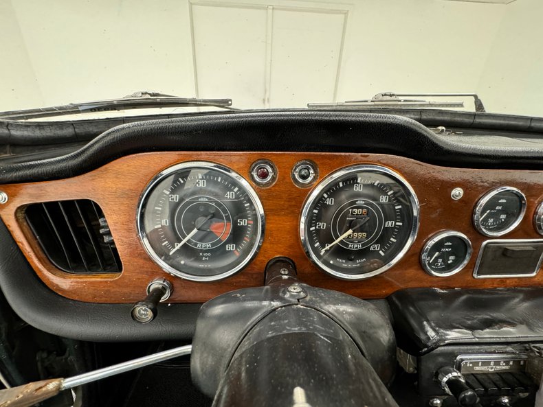 Triumph-Tr4-1964-British-Racing-Green-Black-43