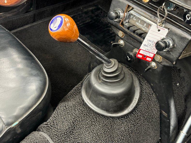 Triumph-Tr4-1964-British-Racing-Green-Black-47