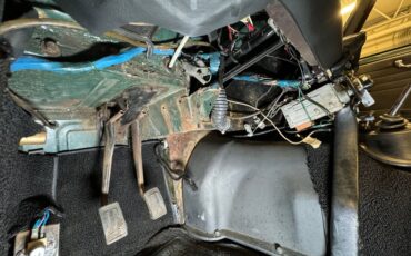 Triumph-Tr4-1964-British-Racing-Green-Black-48