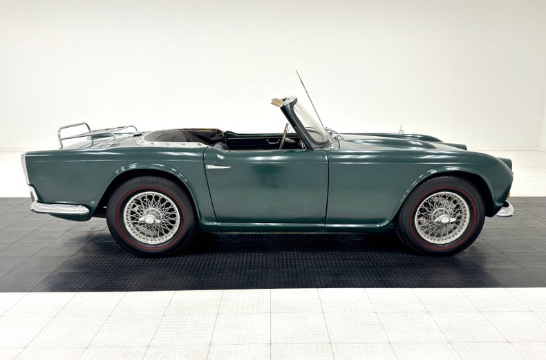 Triumph-Tr4-1964-British-Racing-Green-Black-5