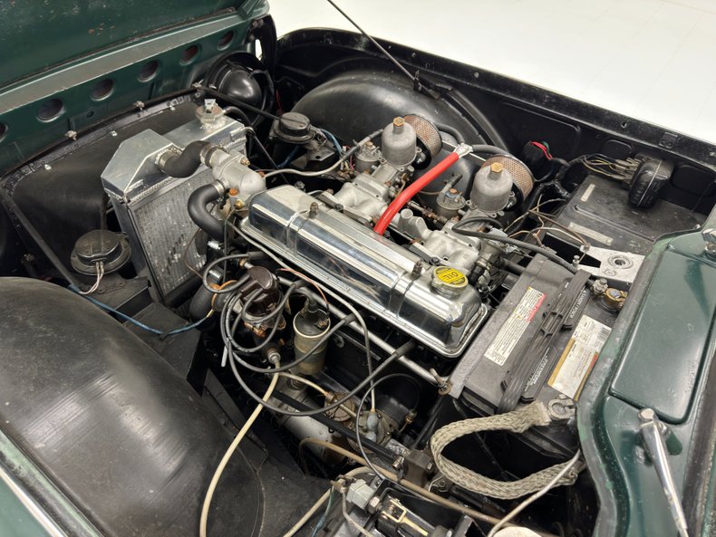 Triumph-Tr4-1964-British-Racing-Green-Black-6