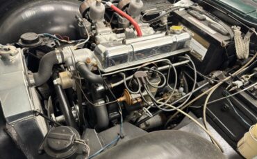 Triumph-Tr4-1964-British-Racing-Green-Black-7