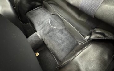 Triumph-Tr6-1972-Jasmine-Yellow-Black-37