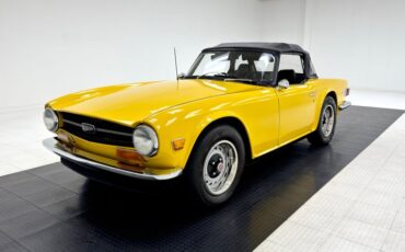 Triumph-Tr6-1972-Jasmine-Yellow-Black