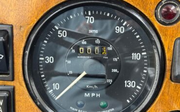 Triumph-Tr6-1972-Jasmine-Yellow-Black-41