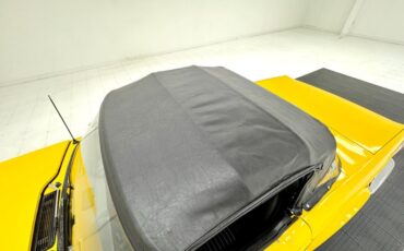 Triumph-Tr6-1972-Jasmine-Yellow-Black-46