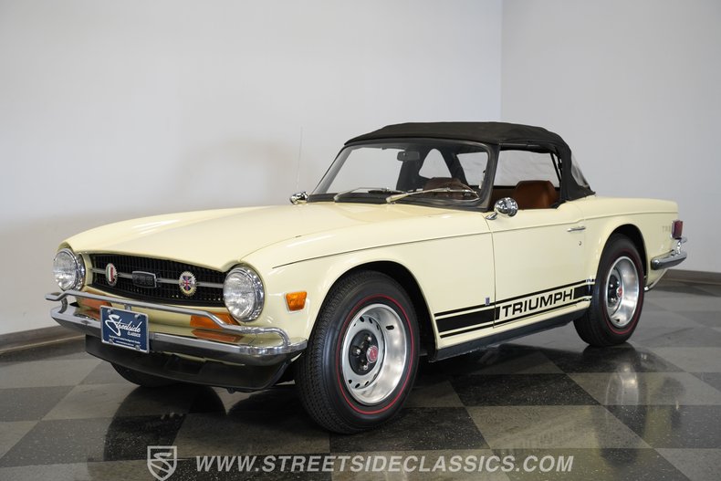 Triumph-Tr6-1972-Yellow-Brown-11