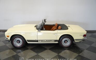 Triumph-Tr6-1972-Yellow-Brown-12