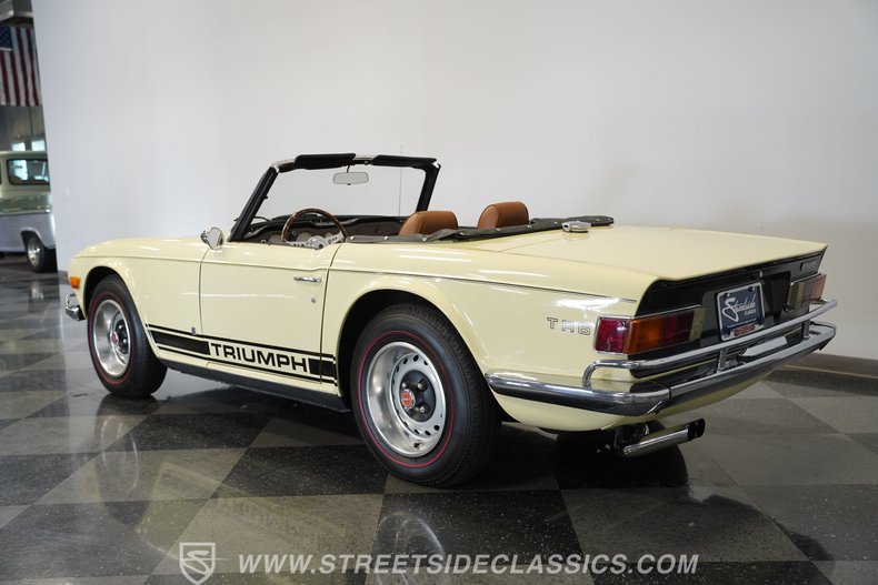 Triumph-Tr6-1972-Yellow-Brown-14