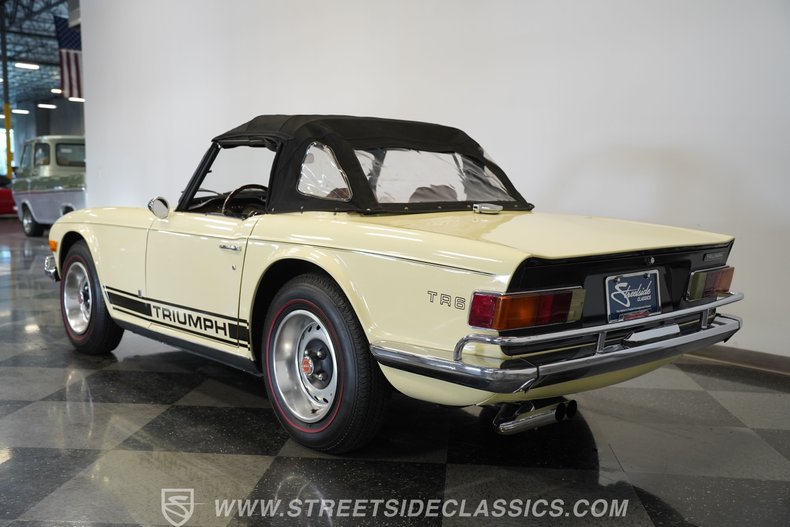 Triumph-Tr6-1972-Yellow-Brown-15