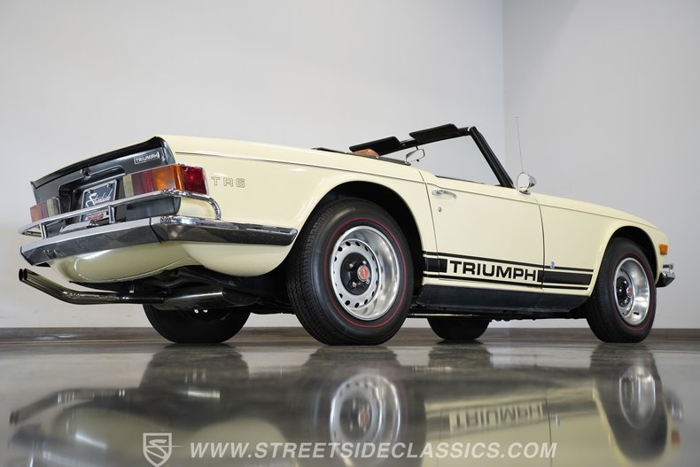 Triumph-Tr6-1972-Yellow-Brown-17