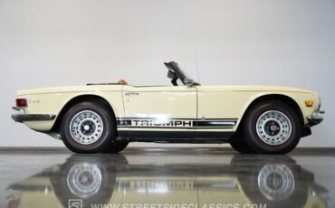 Triumph-Tr6-1972-Yellow-Brown-20
