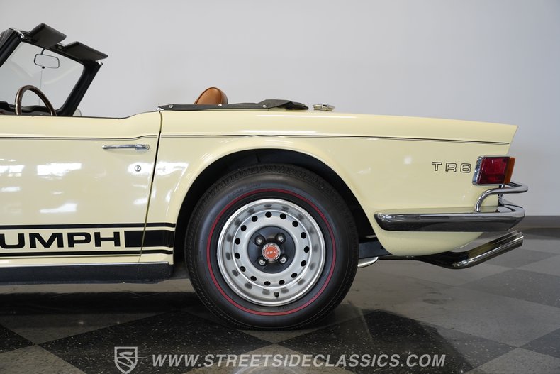 Triumph-Tr6-1972-Yellow-Brown-29