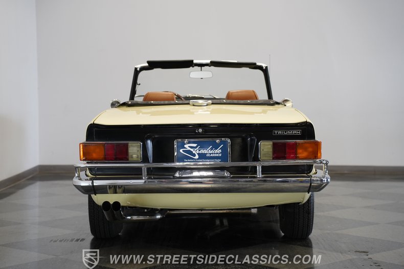 Triumph-Tr6-1972-Yellow-Brown-30