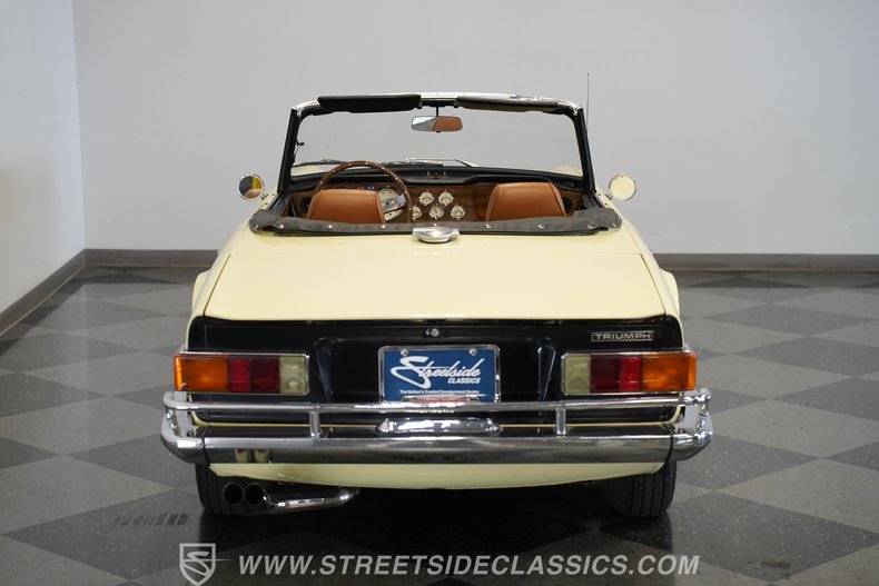 Triumph-Tr6-1972-Yellow-Brown-31