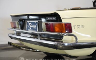 Triumph-Tr6-1972-Yellow-Brown-32