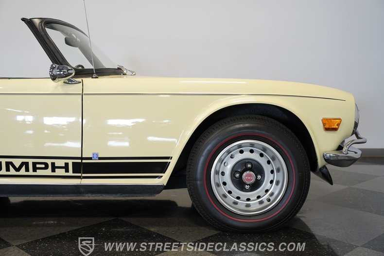 Triumph-Tr6-1972-Yellow-Brown-34