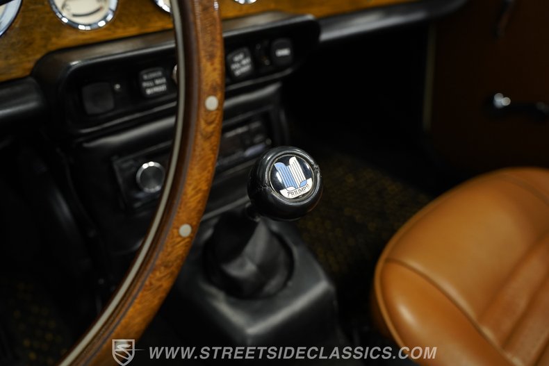 Triumph-Tr6-1972-Yellow-Brown-47