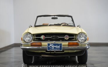 Triumph-Tr6-1972-Yellow-Brown-9