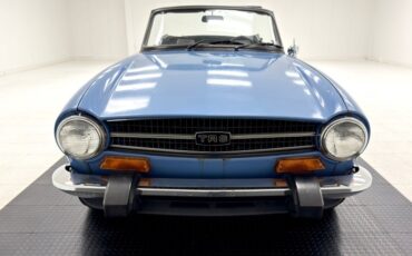 Triumph-Tr6-1974-French-Blue-Black-10