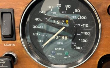 Triumph-Tr6-1974-French-Blue-Black-21