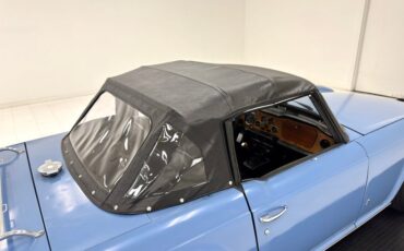 Triumph-Tr6-1974-French-Blue-Black-27